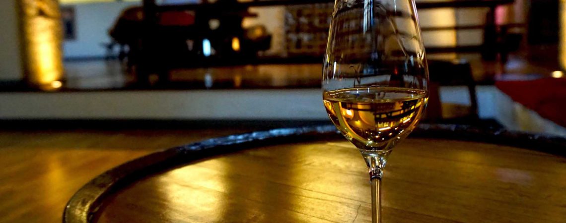 Illuminazione sale degustazione vino